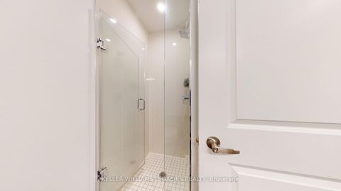Photo 13 at 405 - 543 Richmond Street W, Waterfront Communities C1, Toronto