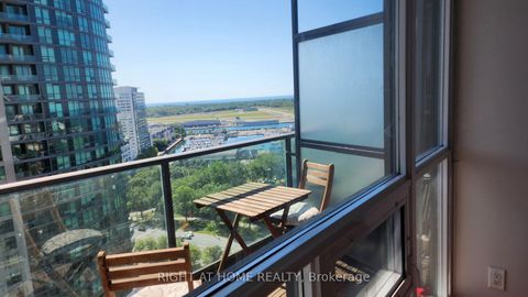Photo 16 at 2205 - 219 Fort York Boulevard, Niagara, Toronto Photo 16 at 2205 - 219 Fort York Boulevard, Niagara, Toronto