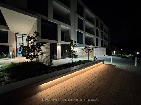 Photo 1 at 207 - 200 Keewatin Avenue, Mount Pleasant East, Toronto