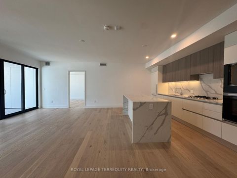 Photo 5 at 207 - 200 Keewatin Avenue, Mount Pleasant East, Toronto