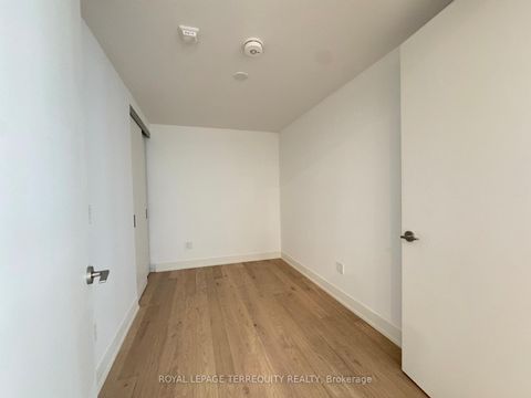 Photo 6 at 207 - 200 Keewatin Avenue, Mount Pleasant East, Toronto