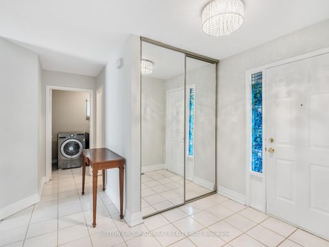 Photo 5 at 280 Bernard Avenue, Devonsleigh, Richmond Hill