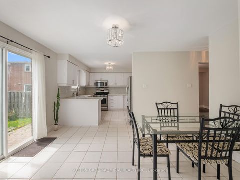 Photo 9 at 280 Bernard Avenue, Devonsleigh, Richmond Hill
