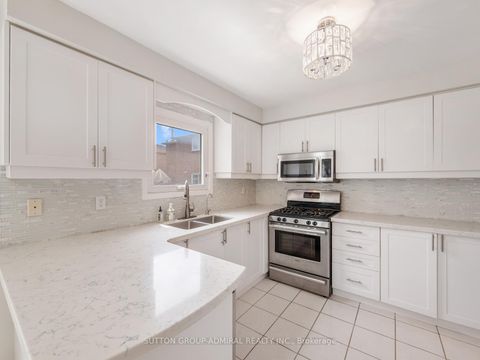 Photo 14 at 280 Bernard Avenue, Devonsleigh, Richmond Hill