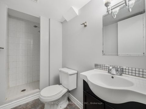 Photo 38 at 280 Bernard Avenue, Devonsleigh, Richmond Hill