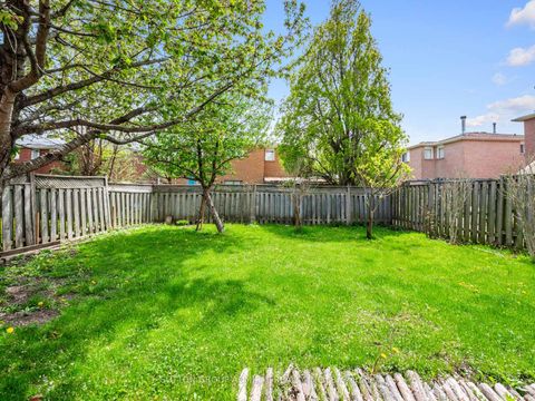 Photo 41 at 280 Bernard Avenue, Devonsleigh, Richmond Hill