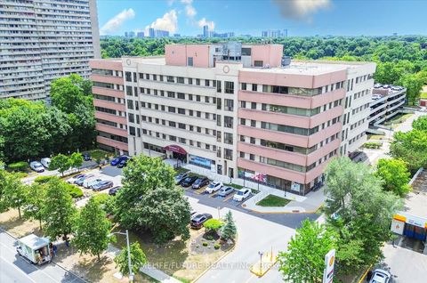 Photo 2 at 506 - 10 Gateway Boulevard, Flemingdon Park, Toronto