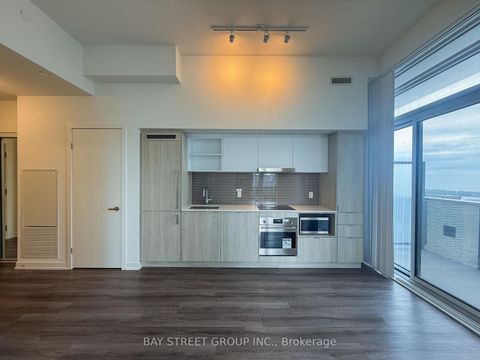 Photo 4 at 4909 - 138 Downes Street, Waterfront Communities C8, Toronto