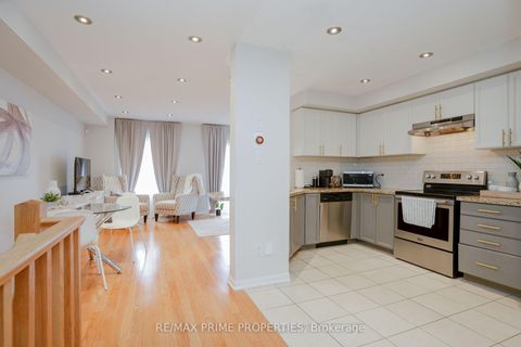 Photo 9 at 47 Edwin Pearson Street, Bayview Northeast, Aurora