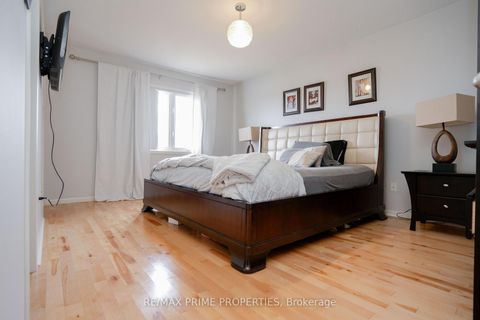 Photo 16 at 47 Edwin Pearson Street, Bayview Northeast, Aurora