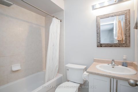 Photo 18 at 47 Edwin Pearson Street, Bayview Northeast, Aurora