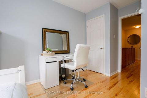 Photo 25 at 47 Edwin Pearson Street, Bayview Northeast, Aurora