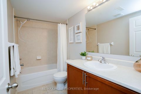 Photo 29 at 47 Edwin Pearson Street, Bayview Northeast, Aurora