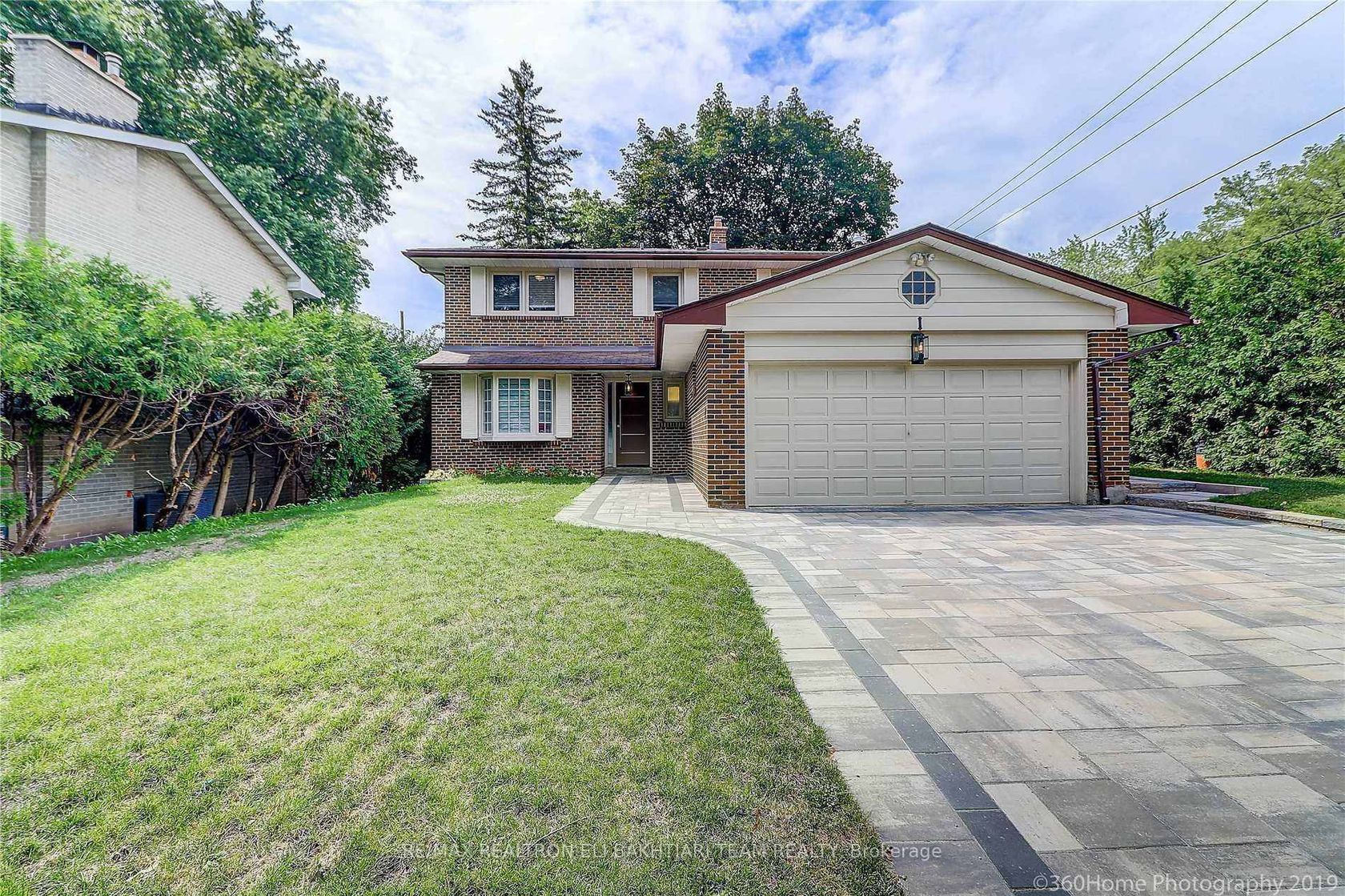 1 Donmac Drive, Don Mills, Toronto 