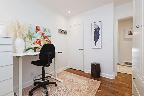 Photo 6 at 49 Greenfield Drive, City Centre West, Toronto