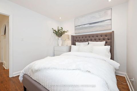 Photo 7 at 49 Greenfield Drive, City Centre West, Toronto