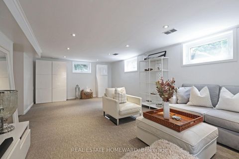 Photo 10 at 49 Greenfield Drive, City Centre West, Toronto