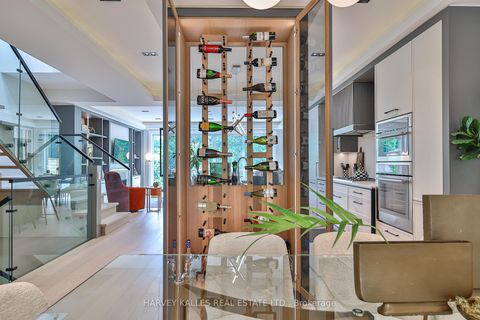 Photo 7 at 105 Donlea Drive, Leaside, Toronto