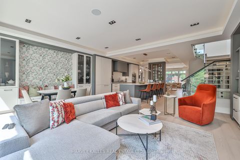 Photo 17 at 105 Donlea Drive, Leaside, Toronto