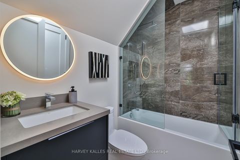 Photo 36 at 105 Donlea Drive, Leaside, Toronto