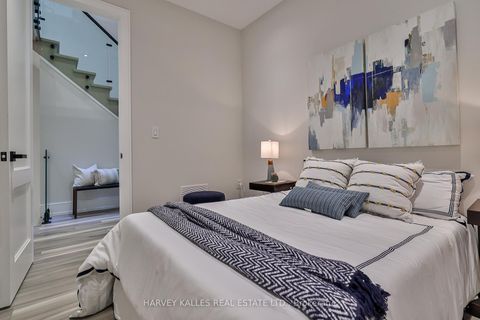 Photo 43 at 105 Donlea Drive, Leaside, Toronto