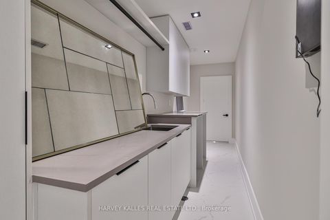 Photo 44 at 105 Donlea Drive, Leaside, Toronto