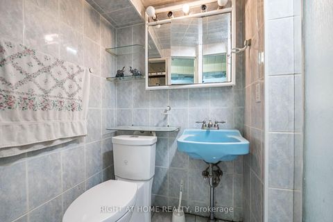 Photo 36 at 233 Faywood Boulevard, Clanton Park, Toronto