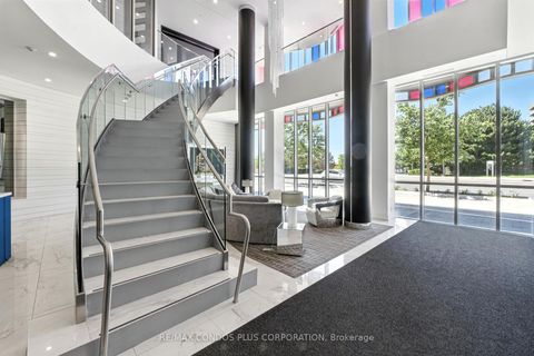 Photo 18 at Lph15 - 9471 Yonge Street, Observatory, Richmond Hill