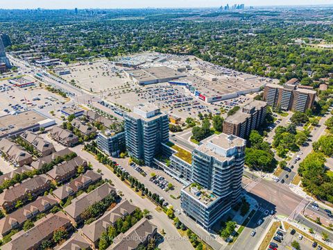 Photo 20 at Lph15 - 9471 Yonge Street, Observatory, Richmond Hill