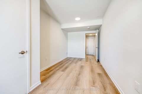 Photo 4 at 20 Matawin Lane, Headford Business Park, Richmond Hill Photo 4 at 20 Matawin Lane, Headford Business Park, Richmond Hill