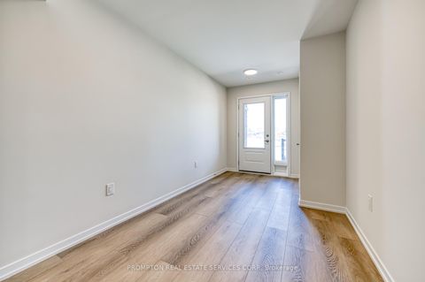 Photo 7 at 20 Matawin Lane, Headford Business Park, Richmond Hill Photo 7 at 20 Matawin Lane, Headford Business Park, Richmond Hill