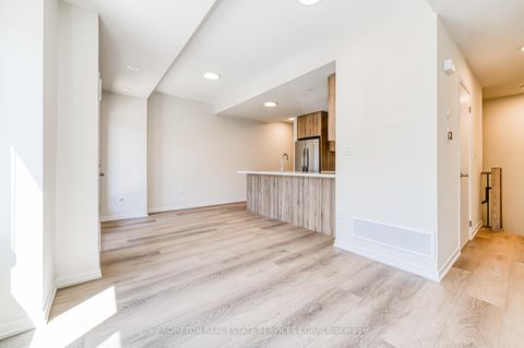 Photo 11 at 20 Matawin Lane, Headford Business Park, Richmond Hill Photo 11 at 20 Matawin Lane, Headford Business Park, Richmond Hill