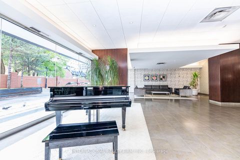 Photo 5 at 215 - 705 King Street W, Niagara, Toronto