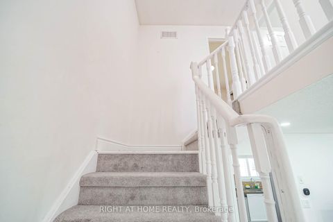 Photo 21 at 211 Andona Crescent, Centennial Scarborough, Toronto
