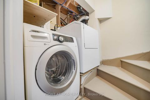 Photo 36 at 211 Andona Crescent, Centennial Scarborough, Toronto