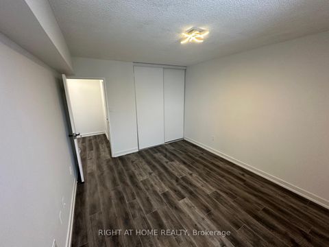 Photo 6 at 1616 - 320 Dixon Road, The Westway, Toronto