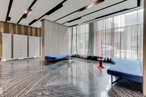 Photo 3 at 618 - 199 Richmond Street W, Waterfront Communities C1, Toronto