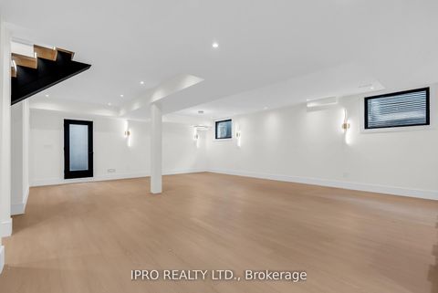 Photo 36 at 1328 Waverly Avenue, BR Bronte, Oakville