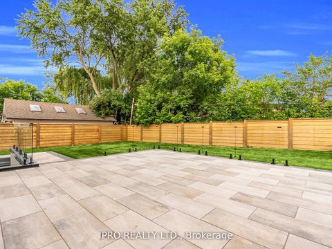 Photo 38 at 1328 Waverly Avenue, BR Bronte, Oakville