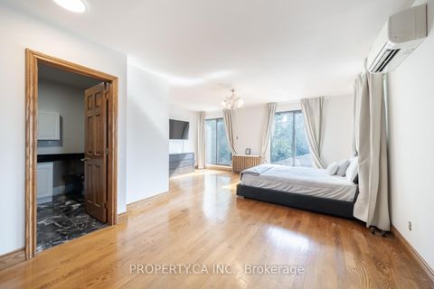 Photo 3 at 35 Pinewood Avenue, Cedarvale, Toronto