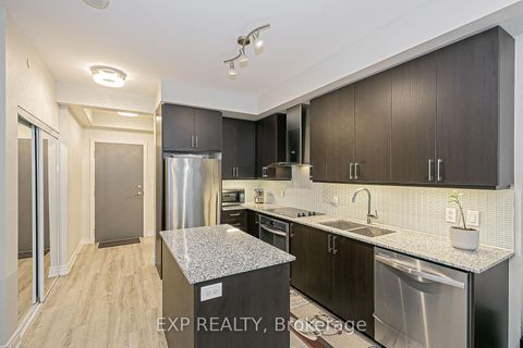 Photo 14 at 1005 - 9608 Yonge Street, North Richvale, Richmond Hill