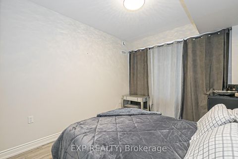 Photo 22 at 1005 - 9608 Yonge Street, North Richvale, Richmond Hill