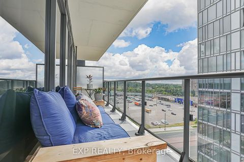 Photo 28 at 1005 - 9608 Yonge Street, North Richvale, Richmond Hill