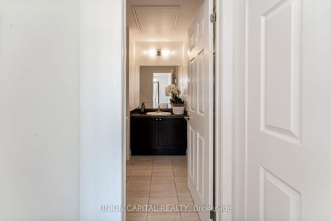 Photo 12 at 1 - 6 Bicknell Avenue, Eglinton West, Toronto