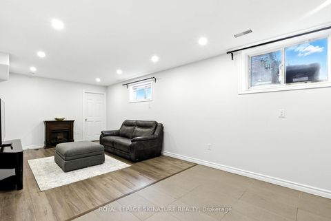 Photo 27 at 20 Pacific Avenue, Little Lake, Barrie