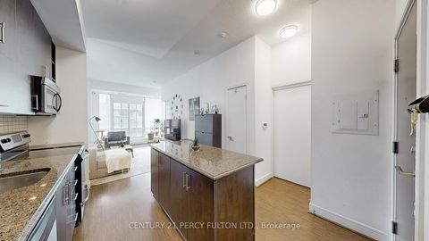 Photo 10 at 710 - 112 George Street, Moss Park, Toronto