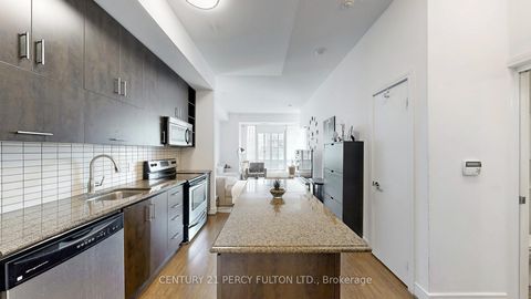 Photo 13 at 710 - 112 George Street, Moss Park, Toronto