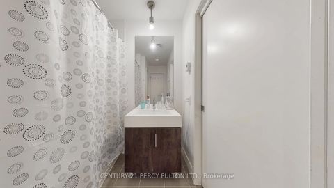 Photo 18 at 710 - 112 George Street, Moss Park, Toronto
