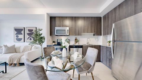 Photo 3 at 709 - 68 Merton Street, Mount Pleasant West, Toronto