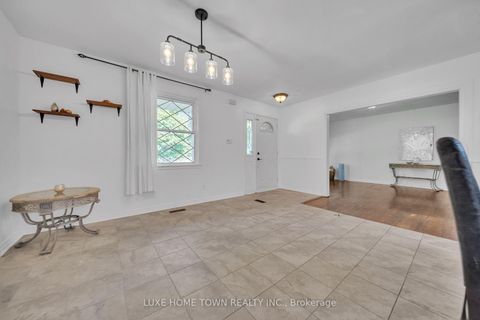 Photo 6 at 764 Hillcrest Road, West Shore, Pickering